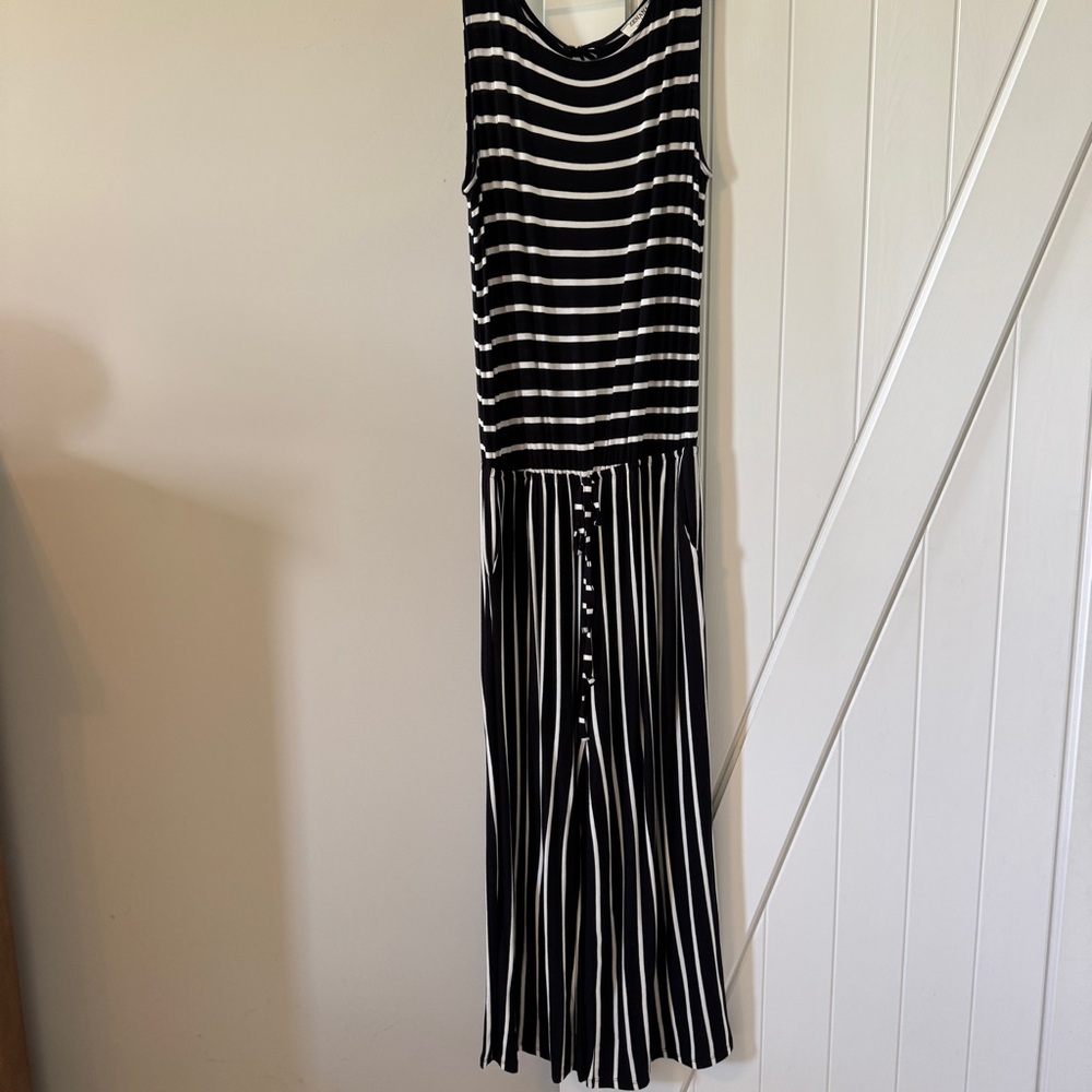 ZENANA One Piece Romper Jumpsuit Women’s Large Stretch Black/White Striped